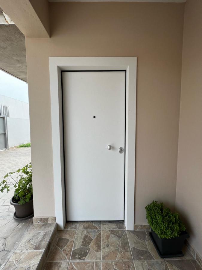 Lmj Apartments Artemida  Bagian luar foto