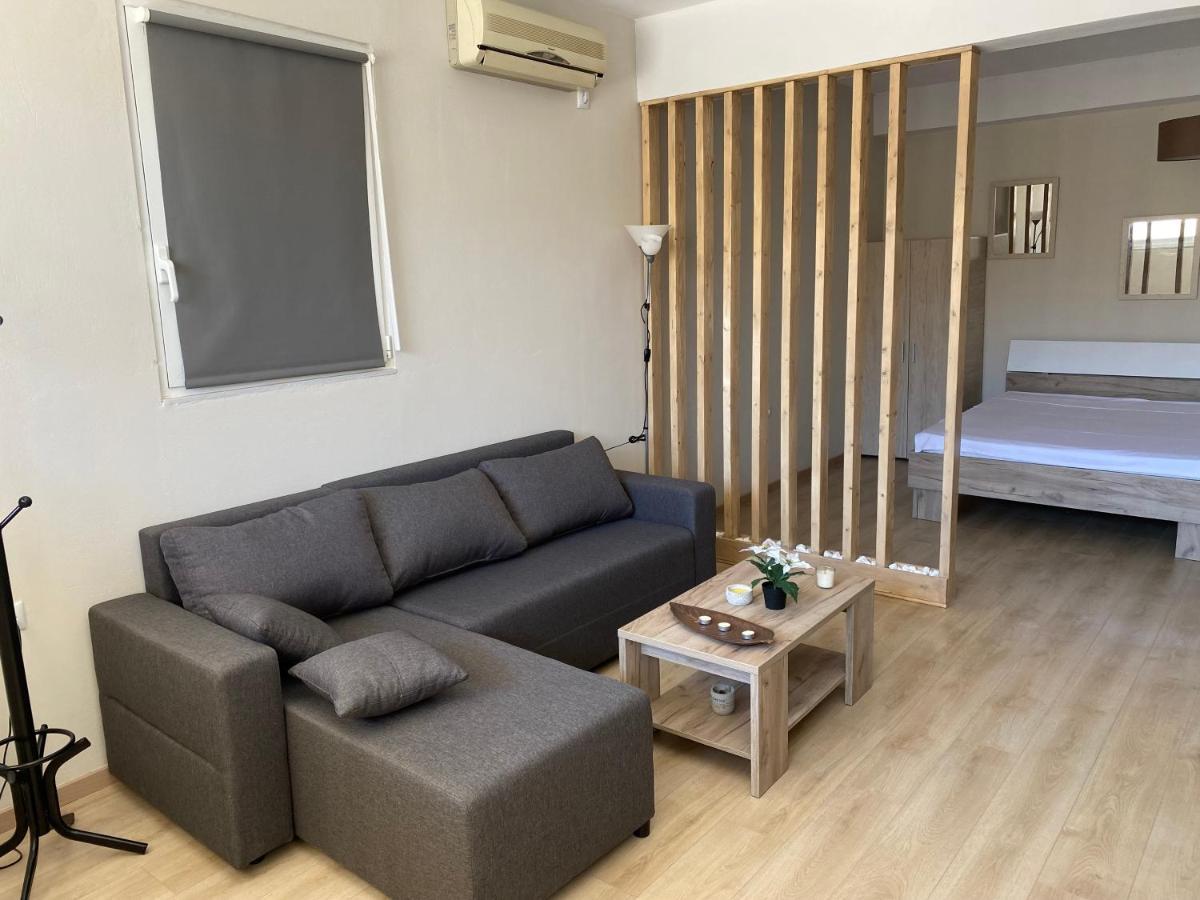 Lmj Apartments Artemida  Bagian luar foto