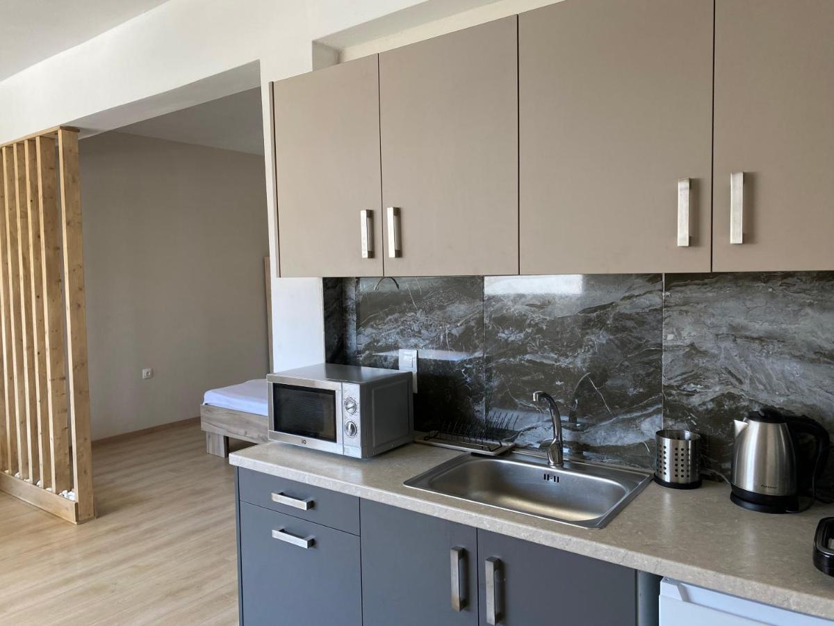 Lmj Apartments Artemida  Bagian luar foto