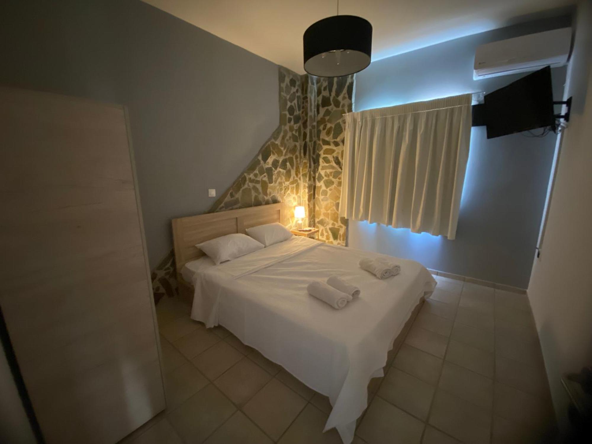 Lmj Apartments Artemida  Bagian luar foto
